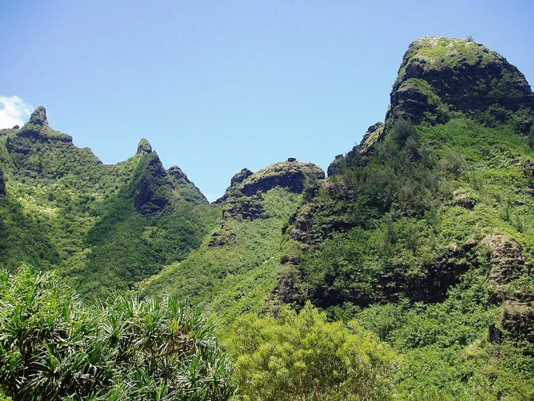 Makana Mountain ridge from Limahuli Garden and Preserve, Kauai, Hawaii.JPG