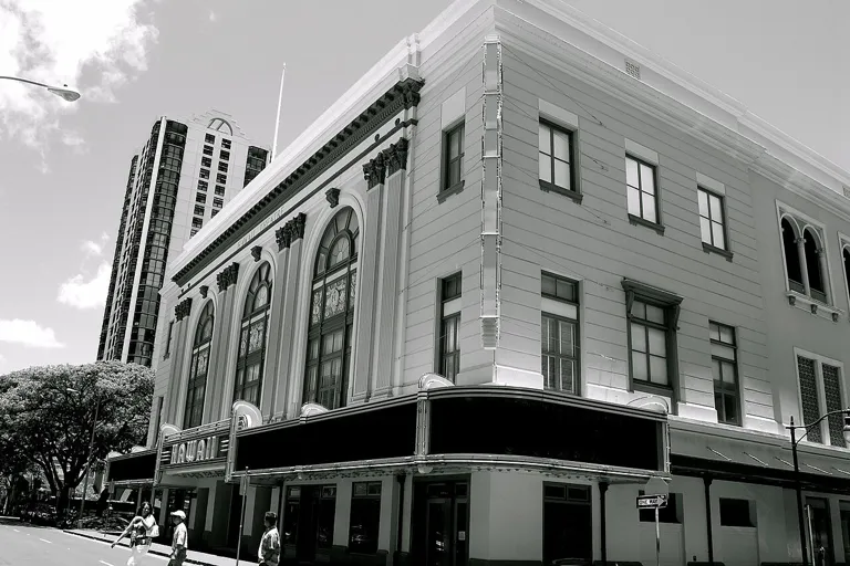 Hawaii theatre.jpg